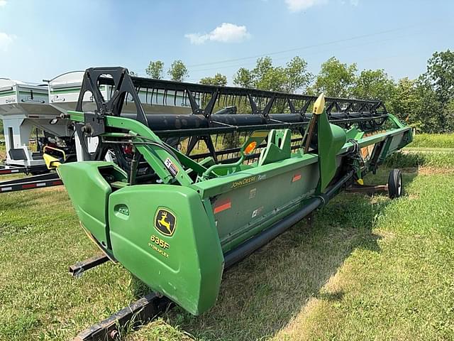 Image of John Deere 635F equipment image 2