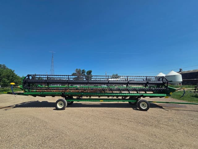 Image of John Deere 635F equipment image 2