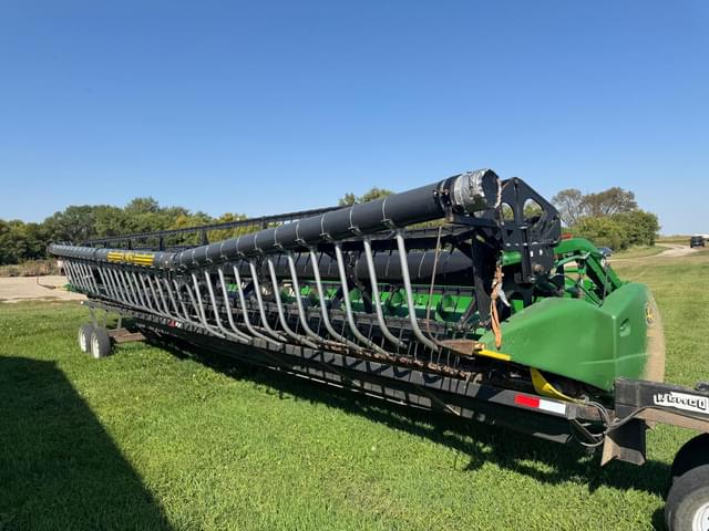 Image of John Deere 635F equipment image 4