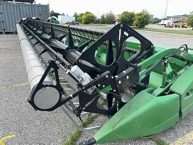 Image of John Deere 635F equipment image 2