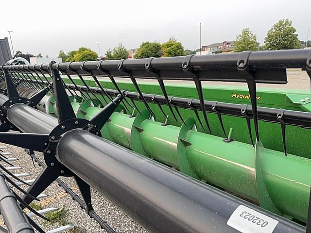 Image of John Deere 635F equipment image 3