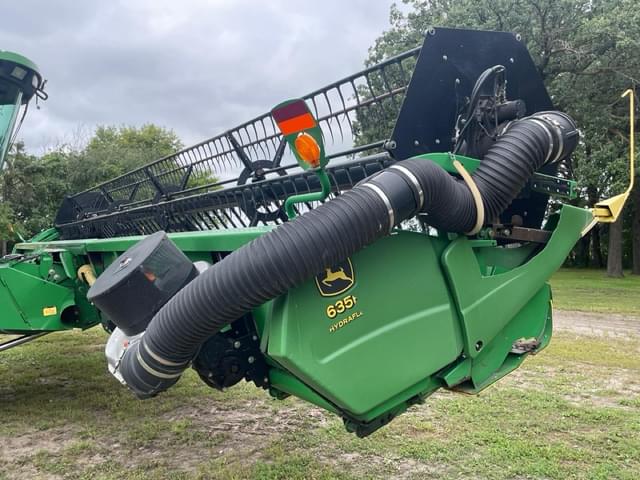 Image of John Deere 635F equipment image 4