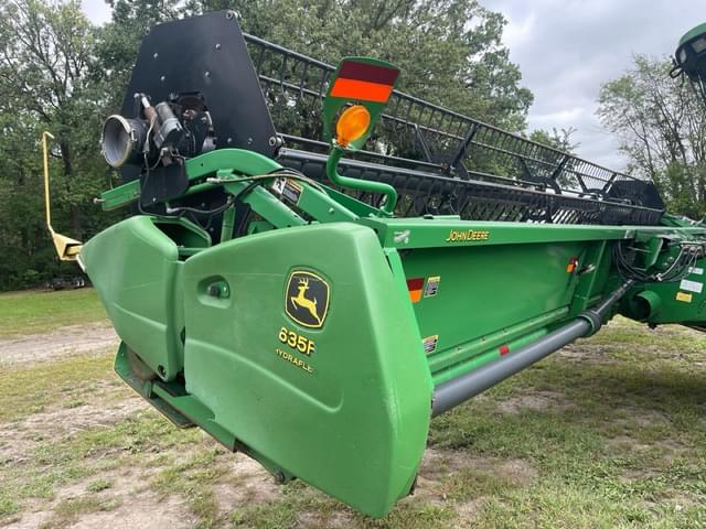 Image of John Deere 635F equipment image 3