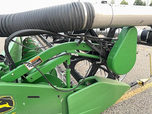 Image of John Deere 635F equipment image 3