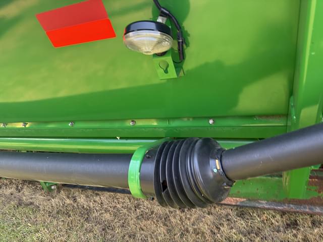 Image of John Deere 635F equipment image 4