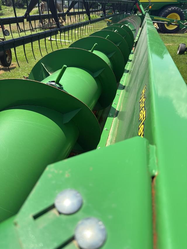 Image of John Deere 635F equipment image 2