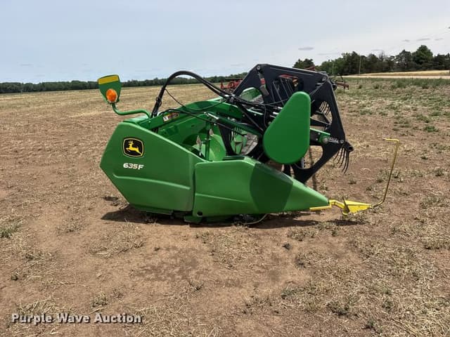 Image of John Deere 635F equipment image 3