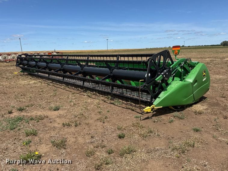 John Deere 635F Equipment Image0