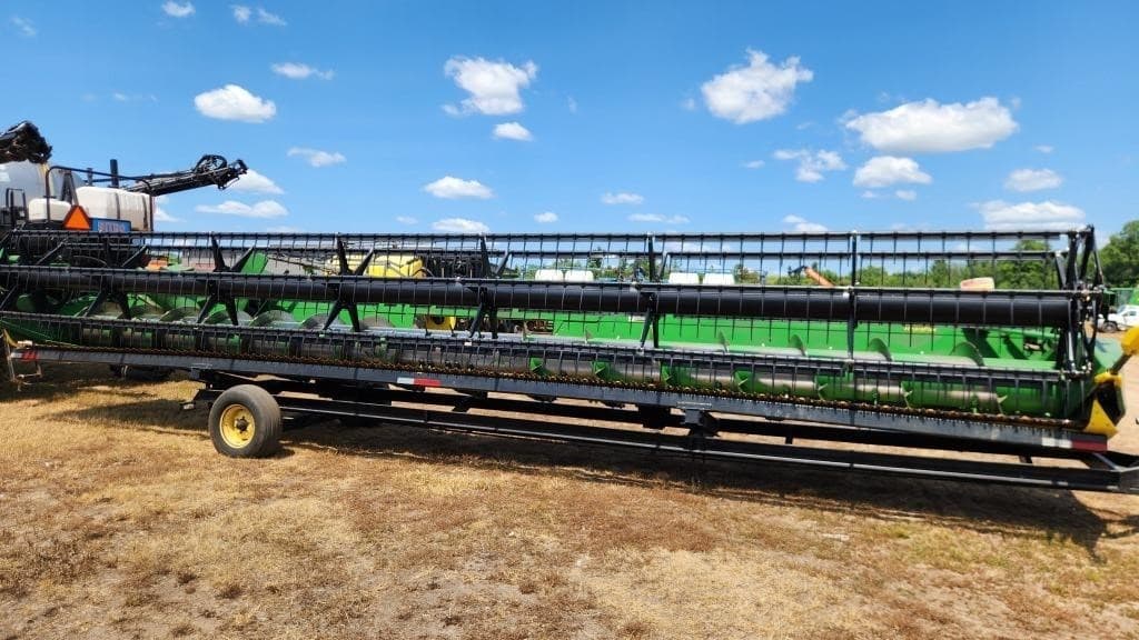 Image of John Deere 635F Primary image