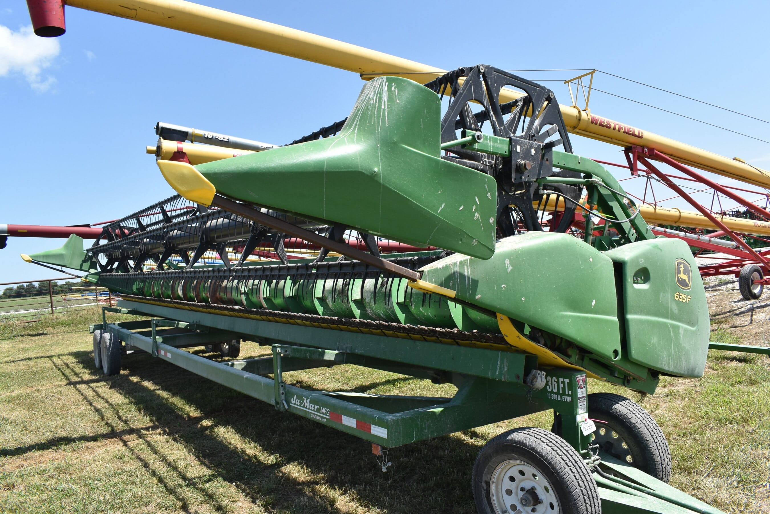 John Deere 635F Equipment Image0