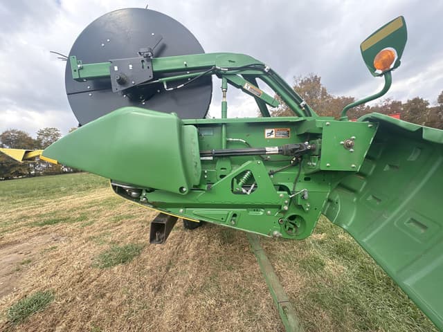 Image of John Deere 635FD equipment image 2