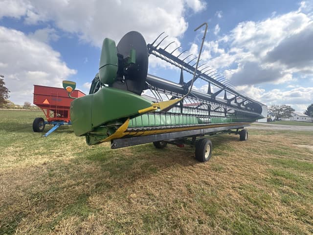 Image of John Deere 635FD equipment image 1