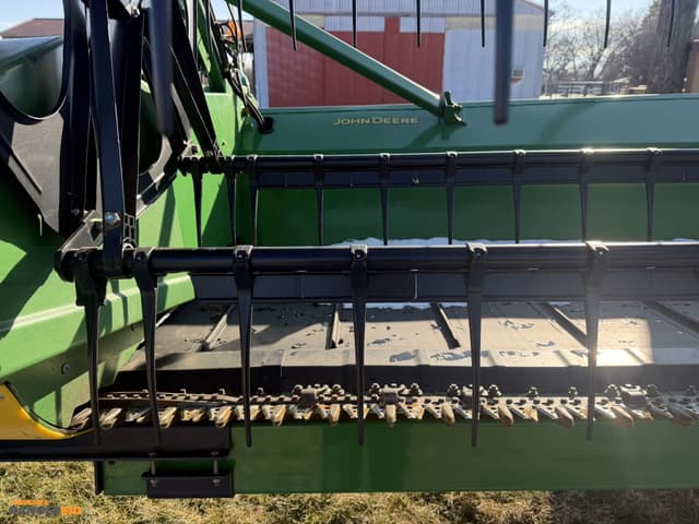 Image of John Deere 635FD equipment image 4