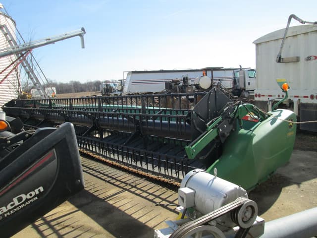 Image of John Deere 635FD equipment image 1