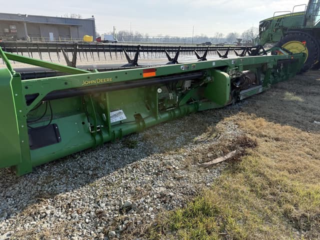 Image of John Deere 635FD equipment image 1