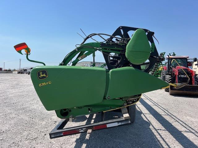 Image of John Deere 635FD equipment image 4