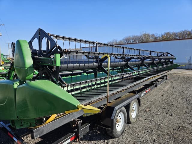 Image of John Deere 635FD equipment image 3