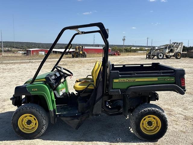 Image of John Deere XUV 625i equipment image 1