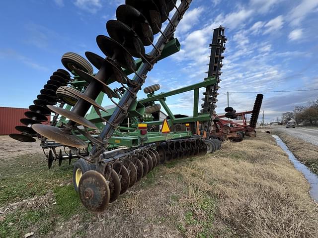 Image of John Deere 637 equipment image 2