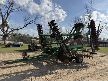 Main image John Deere 637