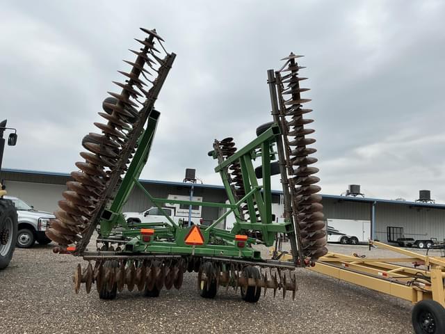 Image of John Deere 637 equipment image 2