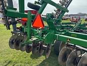 Thumbnail image John Deere 637 7