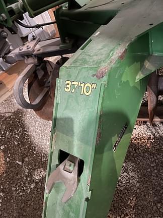 Image of John Deere 637 equipment image 4