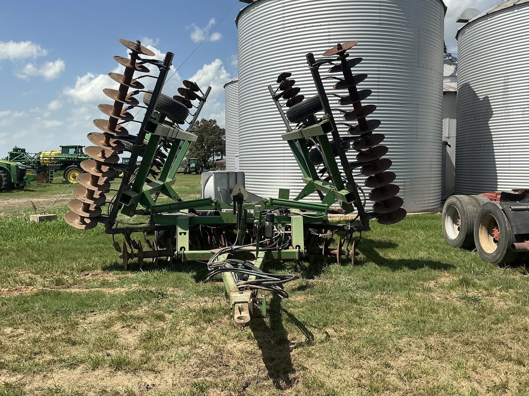 Main image John Deere 637