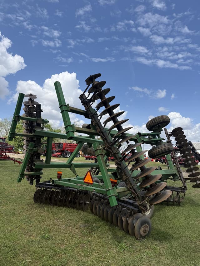 Image of John Deere 637 equipment image 4