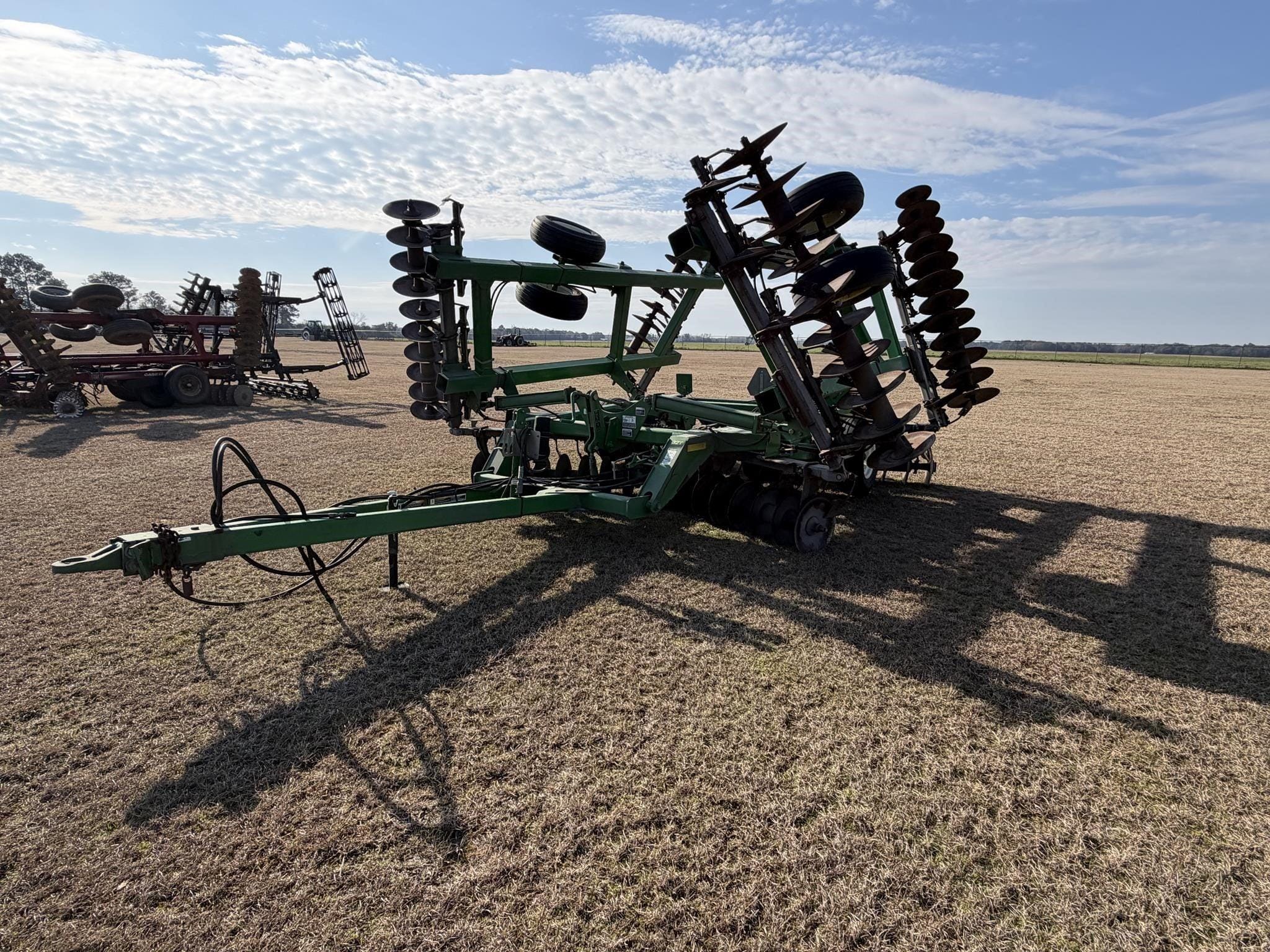 John Deere 637 Equipment Image0