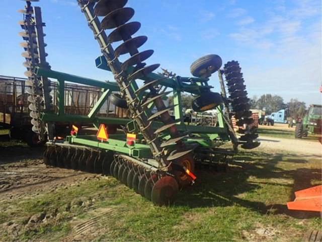 Image of John Deere 637 equipment image 4