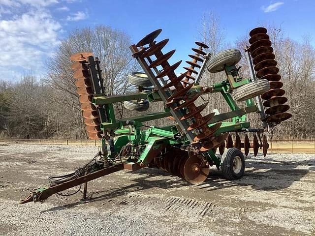 Image of John Deere 637 equipment image 1