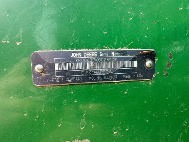 Image of John Deere 637 equipment image 4