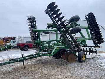 Main image John Deere 637