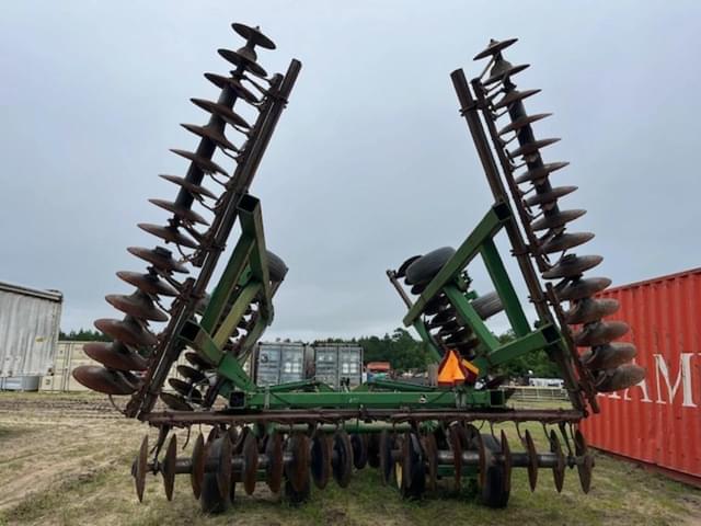 Image of John Deere 637 equipment image 4
