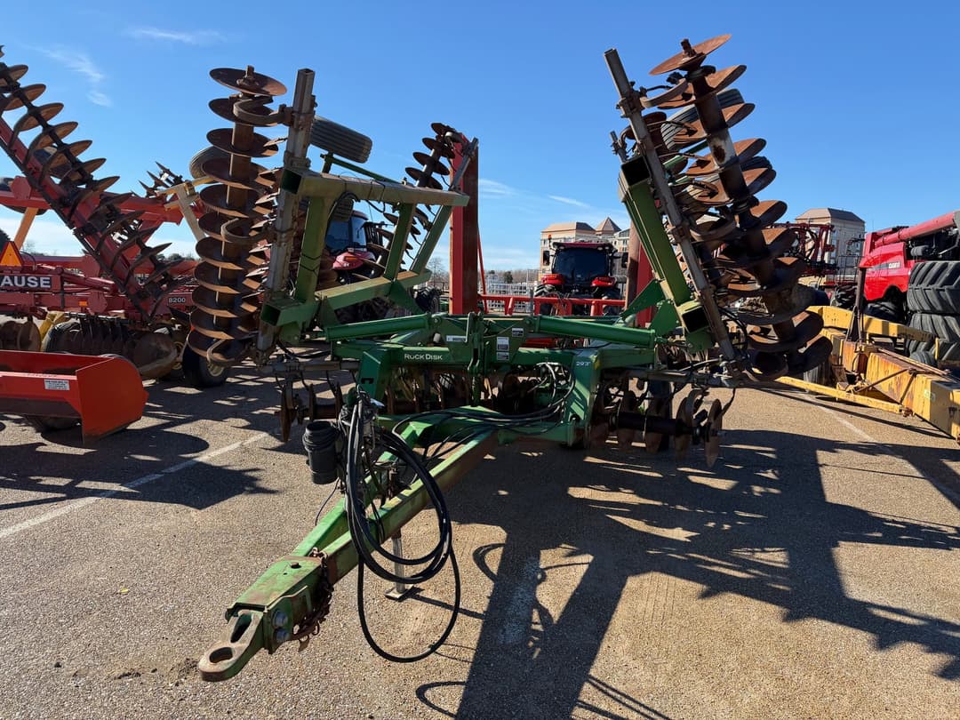 Image of John Deere 637 Primary image