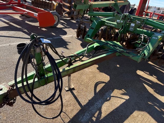 Image of John Deere 637 equipment image 1