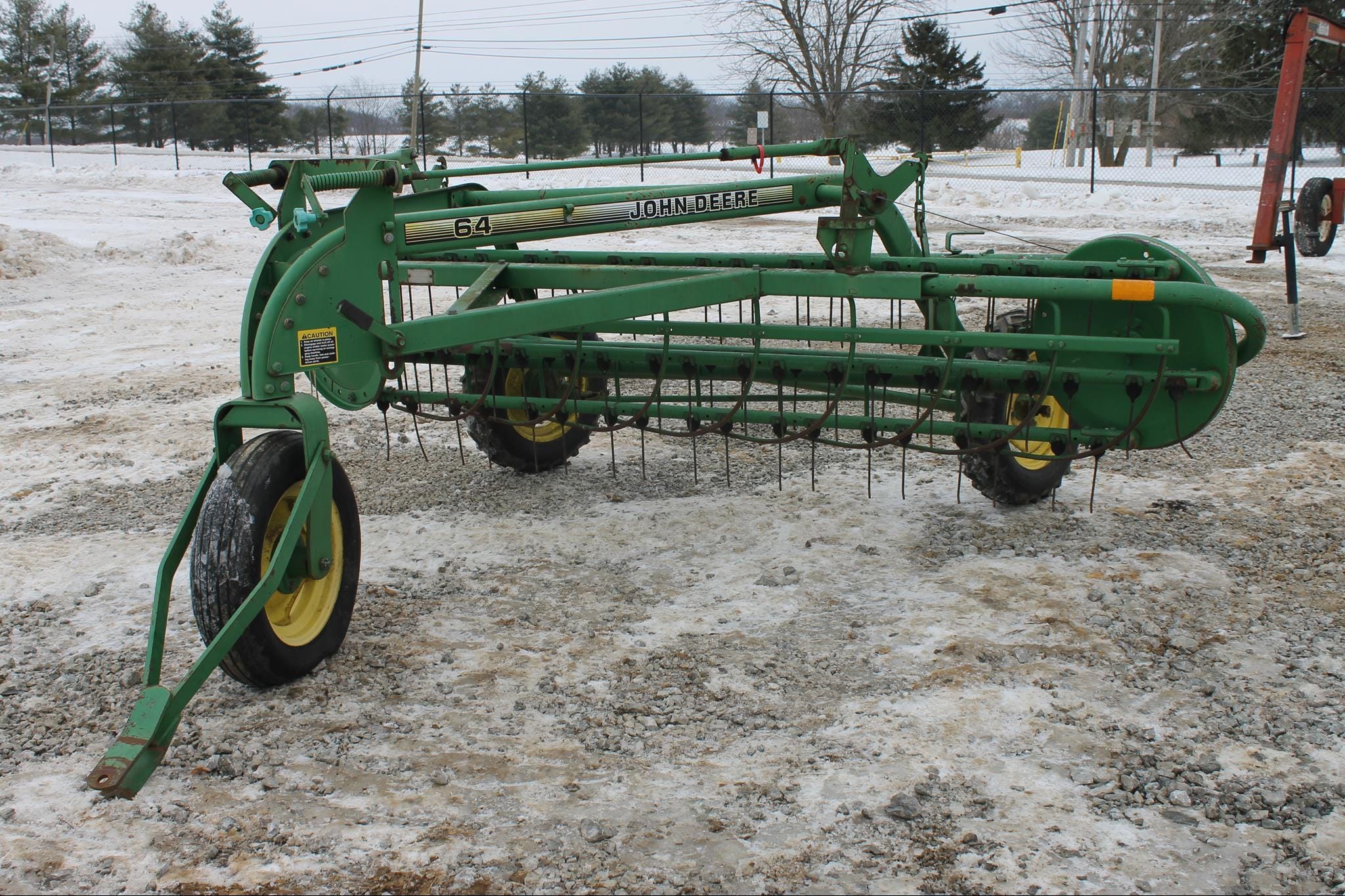 John Deere 64 Equipment Image0