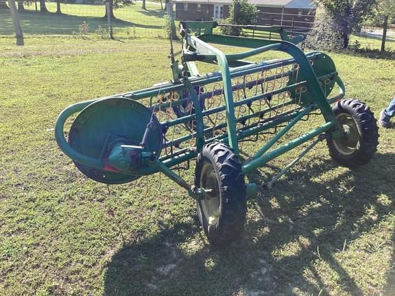 Image of John Deere 64 equipment image 3