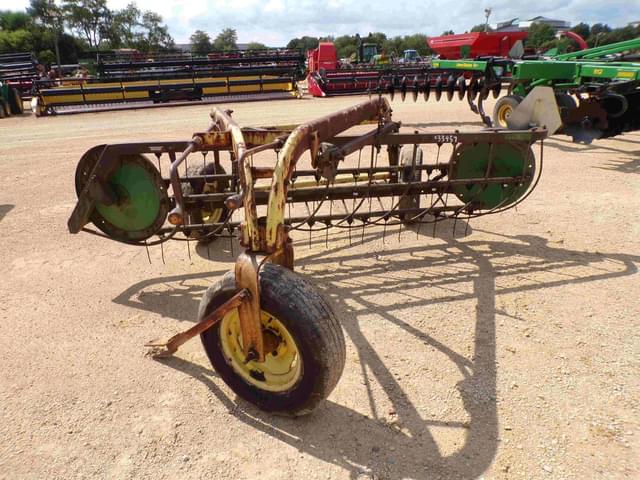 Image of John Deere 640 equipment image 2