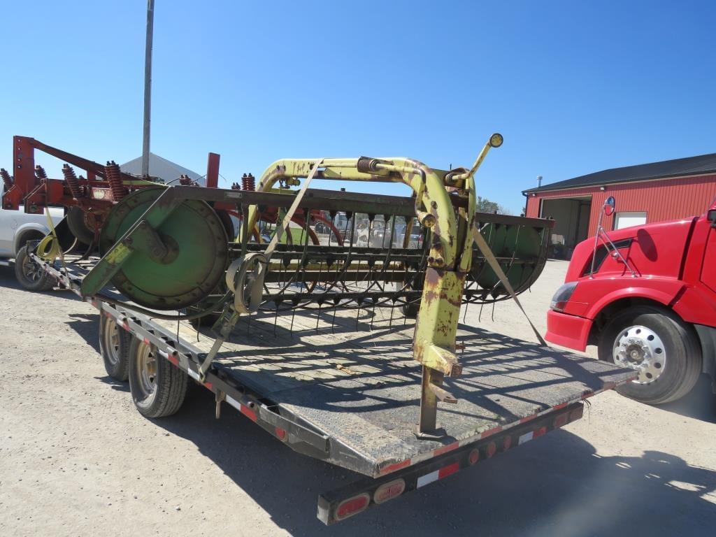 Image of John Deere 640 Primary image