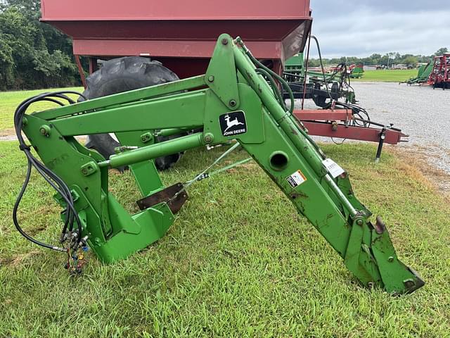 Image of John Deere 640 equipment image 3