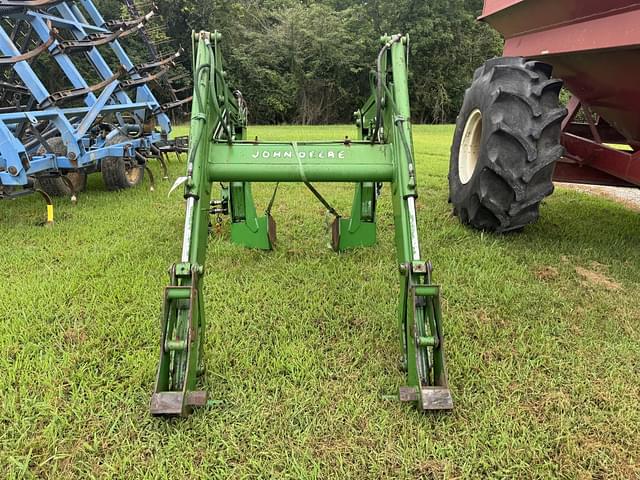 Image of John Deere 640 equipment image 1
