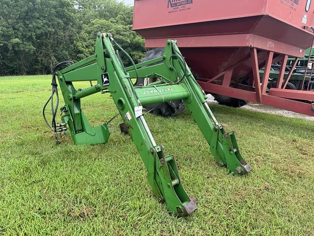 Image of John Deere 640 equipment image 2