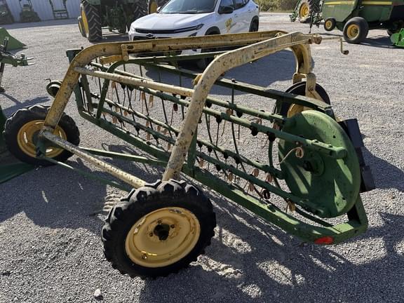 Image of John Deere 640 Primary image