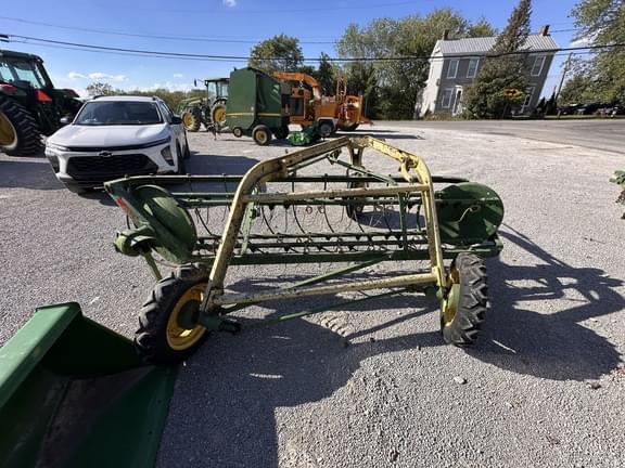 Image of John Deere 640 equipment image 1