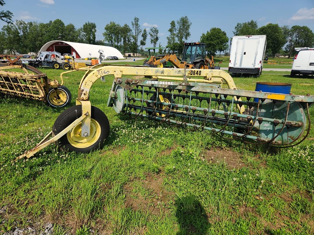Image of John Deere 640 Image 0