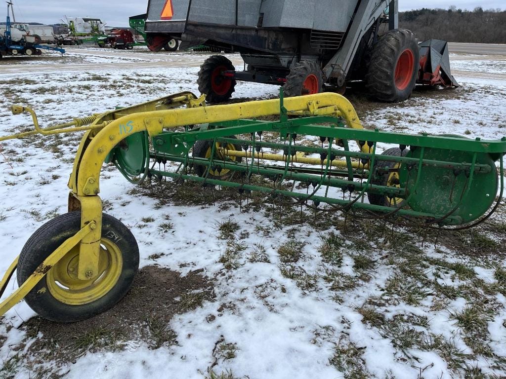 Main image John Deere 640