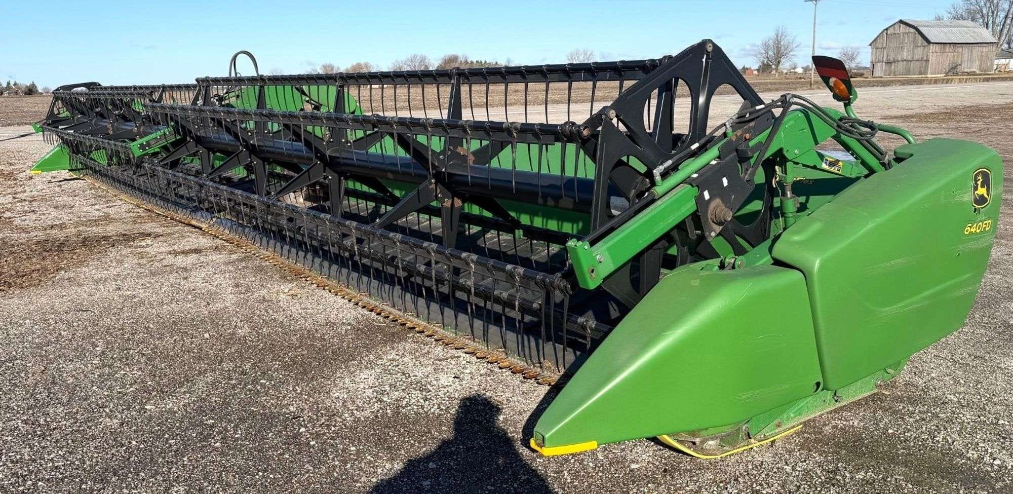 John Deere 640FD Equipment Image0