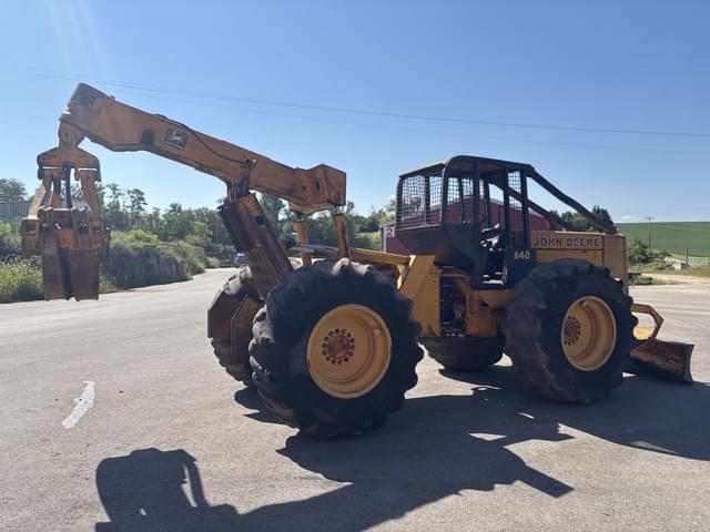 Image of John Deere 640 equipment image 3